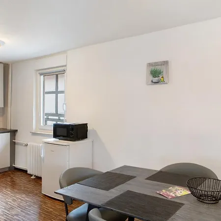 Heikes Appartement Schauenburg